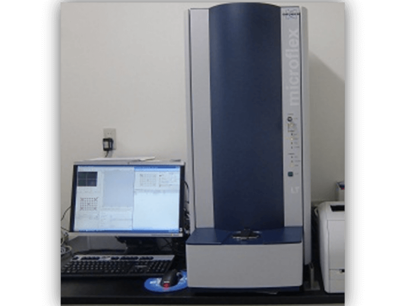MALDI Biotyper(ブルカー・ダルトニクス社)質量分析器